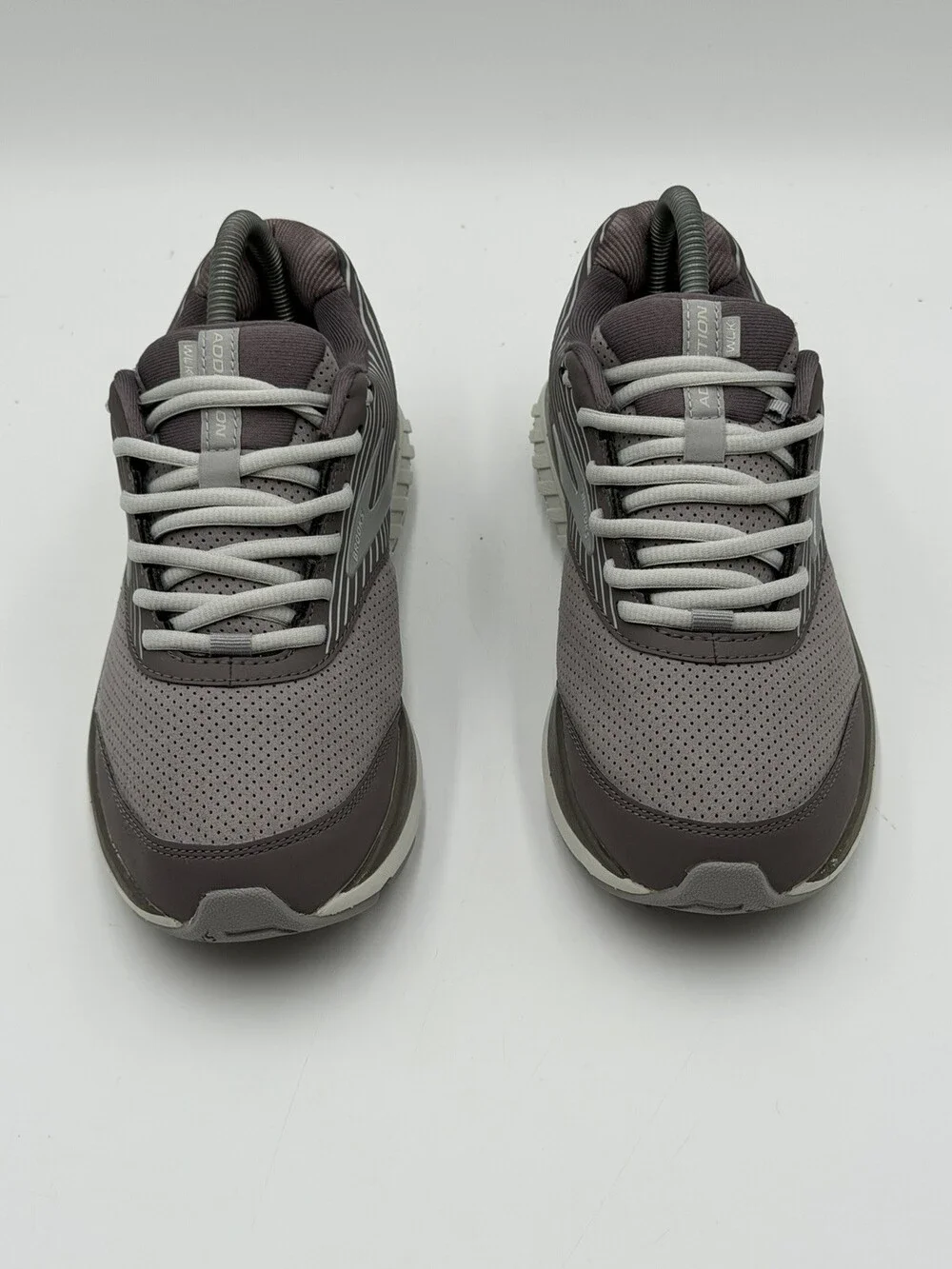 Brooks Addiction Walker Women’s 8.5D US Wide Shoes Sneakers Gray